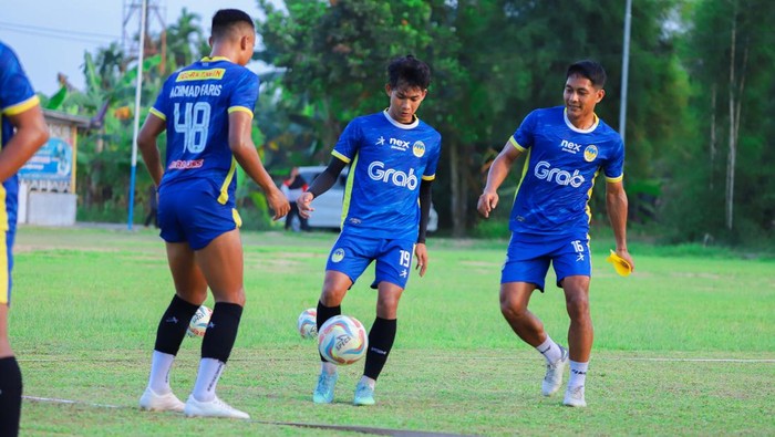 Latihan PSIM Jogja jelang melawan PSMS Medan, Kamis (1/2/2024).