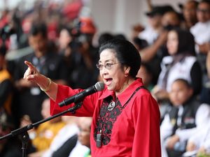 Megawati Kritik KPU-Bawaslu saat Kampanye Akbar Ganjar-Mahfud di GBK