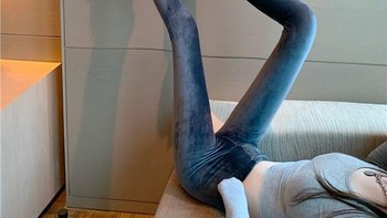 Kakinya terlalu panjang dan tidak masuk akal bentuknya. Foto: Boredpanda