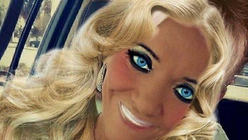 Duh filternya kebanyakan nih kayanya. Foto: Boredpanda