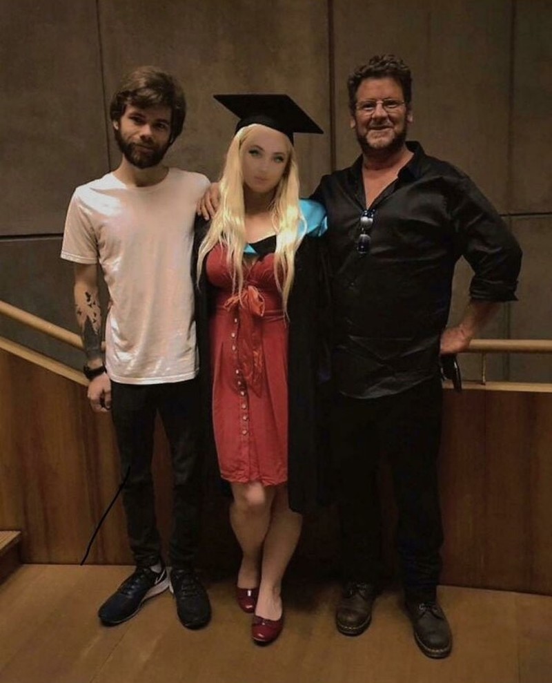 Niat Mau Pamer di Instagram, Tapi Editannya Gagal Total