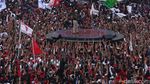 Potret Ganjar Orasi di Tengah Lautan Pendukungnya