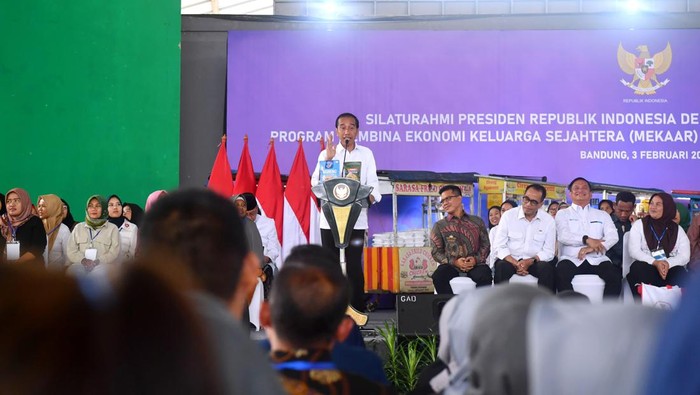 Presiden Jokowi dalam kunjungan kerja ke Bandung
