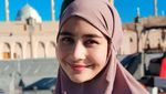 Adem! 5 Penampilan Prilly Latuconsina Berhijab saat Umrah