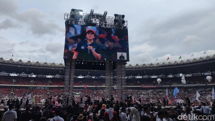 Puan Maharani di Konser Salam Metal Ganjar-Mahfud di GBK, 3 Februari 2024. (Dwi Rahmawati/detikcom)
