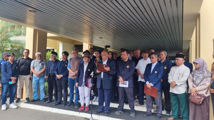 Unpad kritik Jokowi melalui Seruan Padjajaran.