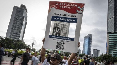 Aksi Ajak Pilih Yang Bersih di Bundaran HI