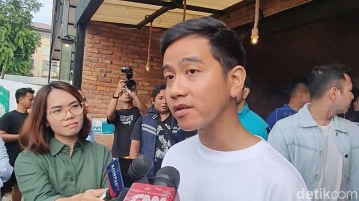 Gibran Rakabuming usai kegiatan sunmori di Jakarta. (Adhi/20 detik)