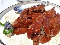 Resto China Terbesar di PIK Ini Punya Bebek Panggang Nikmat!