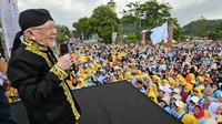 Kampanye itu juga dihadiri oleh Sri Radya Pangawulan Sumedang Larang Khadimallah Paheutnga Darussalam H.I Lukman Soemadisoeria.  