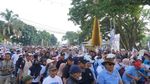 Lautan Manusia Iringi Kampanye Jalan Sehat Relawan Prabowo-Gibran di Tasik