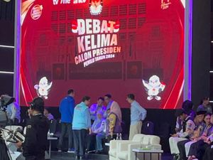 Momen Yenny Salami AHY, Khofifah, Airlangga-Wiranto Saat Jeda Iklan Debat