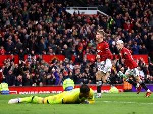 Hojlund Bawa MU Ungguli West Ham 1-0 di Babak I
