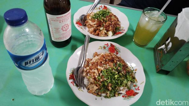 Nasi Lengko Pak Barno