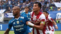 Di babak kedua jalannya laga semakin seru. Bahkan Maung Bandung sempat memperbesar keunggulan menjadi 2-0 (Foto: Wisma Putra/detikJabar).
