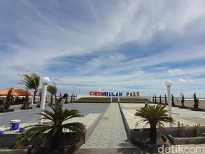 Keindahan Baru Cikembulan Pass di Pantai Pangandaran