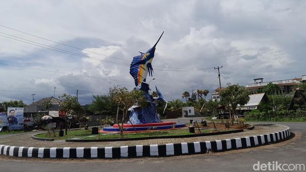 Pesona Pantai Cikembulan Pass yang kini bersolek.