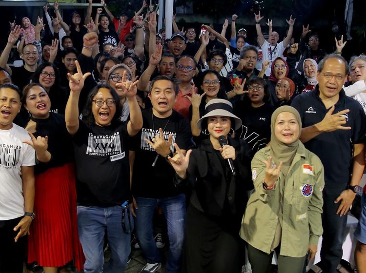 Potret Keseruan Nobar Relawan di Rumah Kita XVG