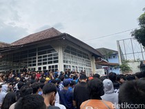 Suporter Sambut PSIM Jogja Usai Gagal ke Semifinal Liga 2