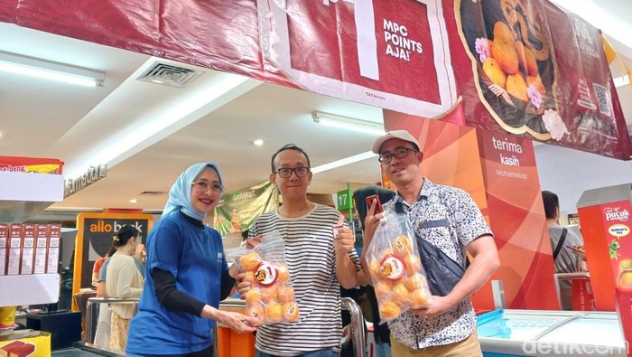 Regional Head Bank Mega Bandung Rika Rahayu Begawan