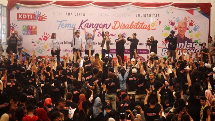 Komunitas Disabilitas Tunarungu Indonesia (KDTI) menggelar acara 'Temu Kangen Disabilitas' di Jakarta, Minggu (4/2/2024). Acara itu dihadiri Ketua TPN Ganjar-Mahfud, Arsjad Rasjid.