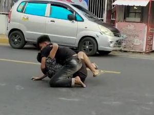 Viral 2 Pemuda Berkelahi di Jalan Raya Polman Sulbar, Polisi Selidiki