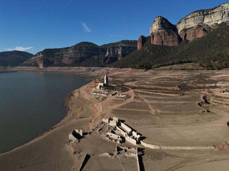 Air Waduk Menyusut Parah, Catalonia Spanyol Umumkan Darurat Kekeringan