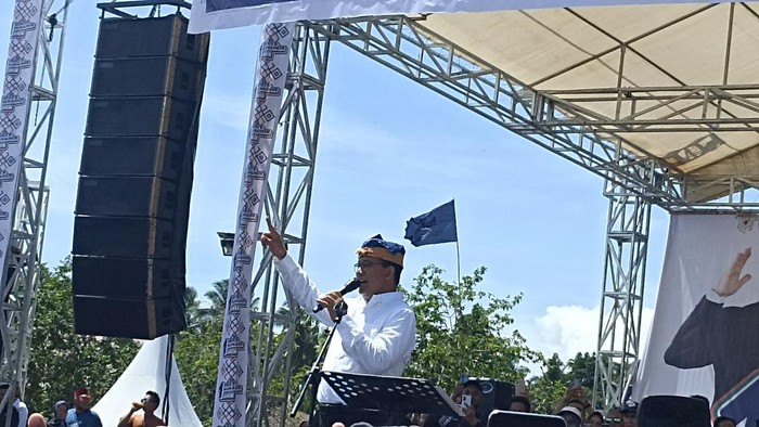 Anies Baswedan kampanye di Sulut (Tiara/detikcom)