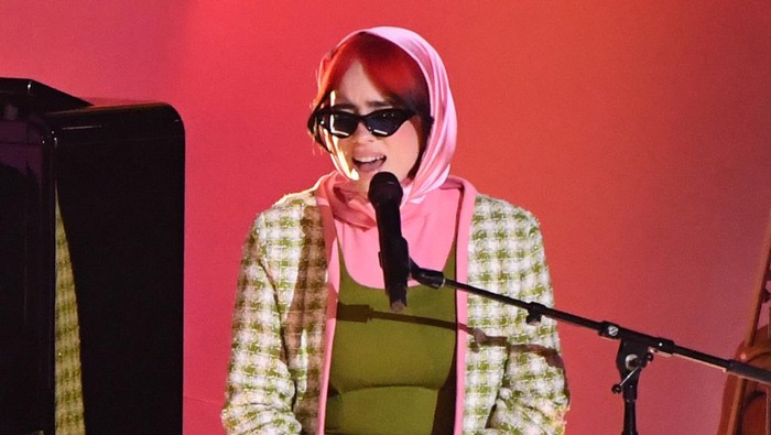LOS ANGELES, CALIFORNIA - FEBRUARY 04: (FOR EDITORIAL USE ONLY) Billie Eilish performs onstage during the 66th GRAMMY Awards at Crypto.com Arena on February 04, 2024 in Los Angeles, California. (Photo by JC Olivera/WireImage)