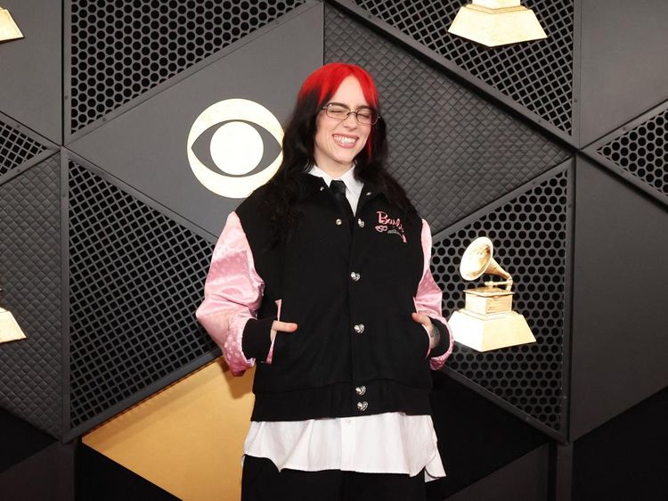 Deretan Selebriti di Red Carpet Grammy Awards 2024