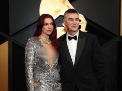Foto Dua Lipa ke Grammy Awards Bareng Pria Tampan, Dikira Pacar Ternyata...