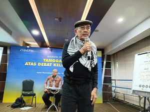 Prabowo Mau Bangun Pabrik Ponsel, Faisal Basri: Emangnya Gampang
