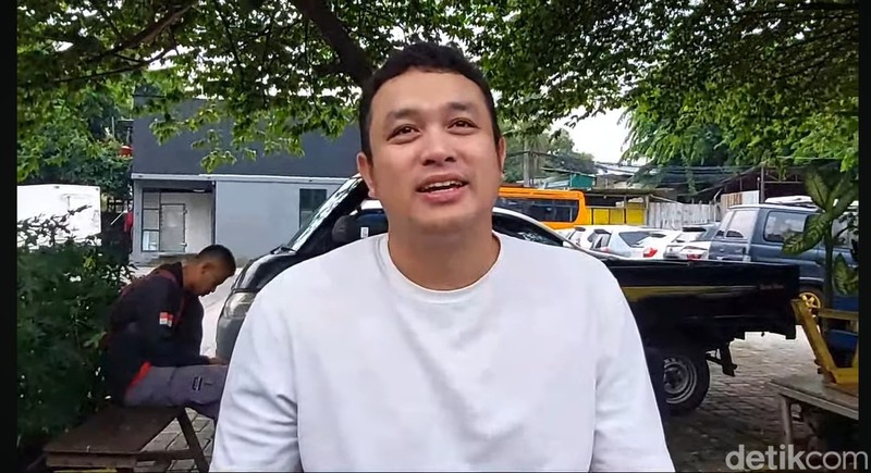 Gilang Dirga saat ditemui di salah satu kawasan Jakarta.