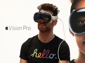 Banyak Pembeli Apple Vision Pro Minta Refund, Ini Alasannya