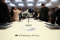 Dijual Rp 55 Juta, Apple Vision Pro Disebut Televisi Masa Depan