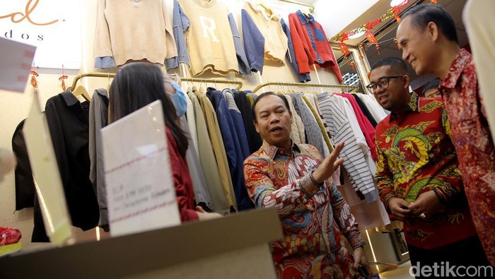 Gebrakan baru dari Pusat Grosir Metro Tanah Abang untuk para Jastiper kini hadir di Jakarta. Yups, Little Bangkok resmi dibuka!