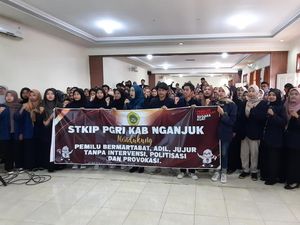 Dosen dan Mahasiswa di Nganjuk Tolak Kampanye Hitam-Serukan Pemilu Damai
