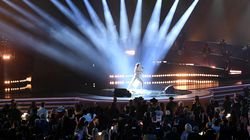 Miley Cyrus Energik di Panggung Grammy 2024