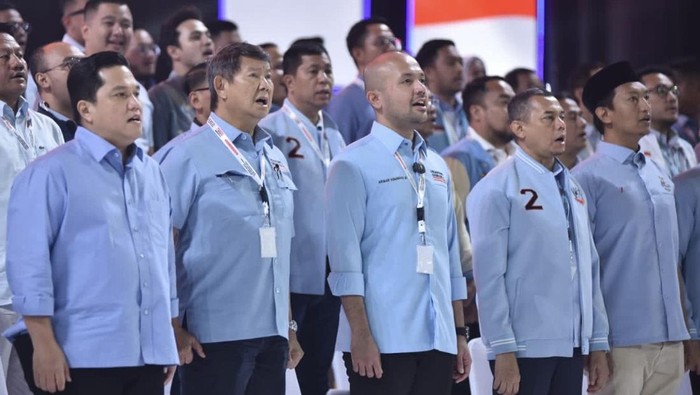 Para pengusaha dan pekerja mendeklarasikan dukungan kepada paslon nomor urut 2 Prabowo Subianto-Gibran Rakabuming Raka (dok. TKN)