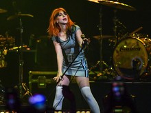 Thick Skull Jadi Cerita Sakit Hati dan Perjuangan Paramore