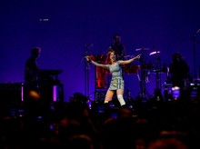 Paramore Siap Banget Temani Taylor Swift di The Eras Tour Selanjutnya!