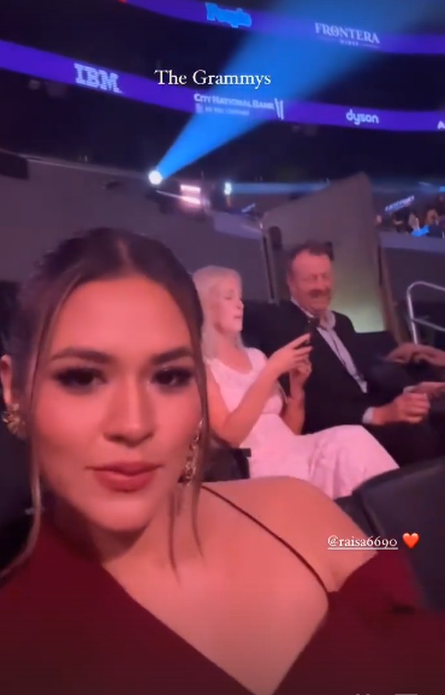 Raisa menjadi wakil dari Indonesia yang hadir di acara Grammy Awards 2024 yang diselenggarakan di Crypto Arena, Los Angeles, AS, Minggu (4/2/2024). Foto: dok. Instagram/@raisa6690 & @archangelachelsea