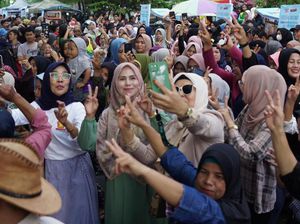 Ribuan Warga Hadiri Festival Kuliner Prabowo-Gibran Sekali Putaran di Payakumbuh