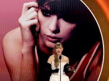 Judul Album Baru Taylor Swift dari Grup WA Mantan? Judul Album Baru Taylor Swift dari Grup WA Mantan?