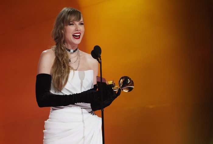 LOS ANGELES, CALIFORNIA - FEBRUARY 04: Taylor Swift accepts the Best Pop Vocal Album award for “Midnights” onstage during the 66th GRAMMY Awards at Crypto.com Arena on February 04, 2024 in Los Angeles, California. (Photo by Kevin Mazur/Getty Images for The Recording Academy)
