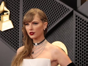 Hore! Taylor Swift Datang ke Grammy Awards 2024