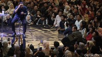 Anies berbicara soal isu bantuan sosial di masa Pemilu 2024.