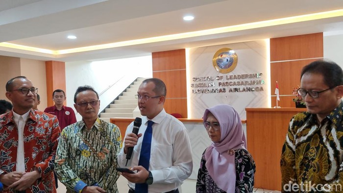 Unair klarifikasi terkait sivitas yang ramai-ramai kritik Jokowi