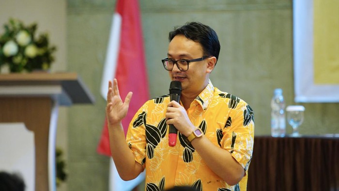 Wakil Menteri Perdagangan Jerry Sambuaga saat menghadiri kegiatan Sosialisasi Kebijakan di Bidang Perdagangan Sistem Elektronik (E-Commerce) yang digelar Direktorat Jenderal Perdagangan Dalam Negeri (Ditjen PDN) di Kabupaten Minahasa Selatan, Sulawesi Utara, Sabtu (3/2).