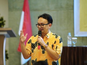 Mencuat Bursa Caketum Golkar, AMPI Tegak Lurus ke Airlangga